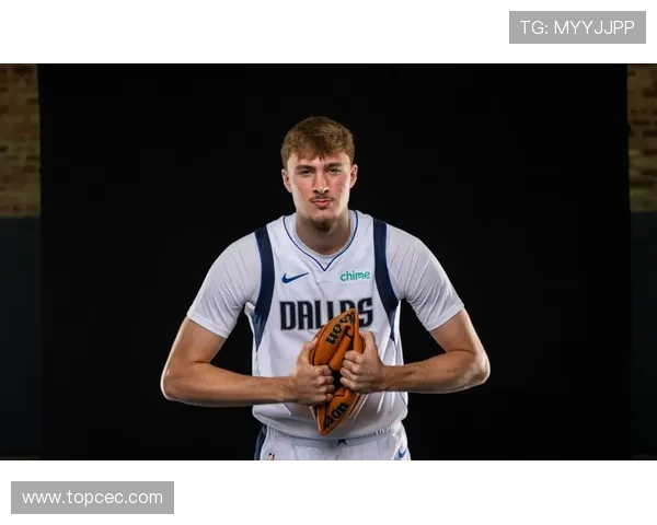 独行侠考虑交易拉塞尔引发热议 多队或成潜在交易方