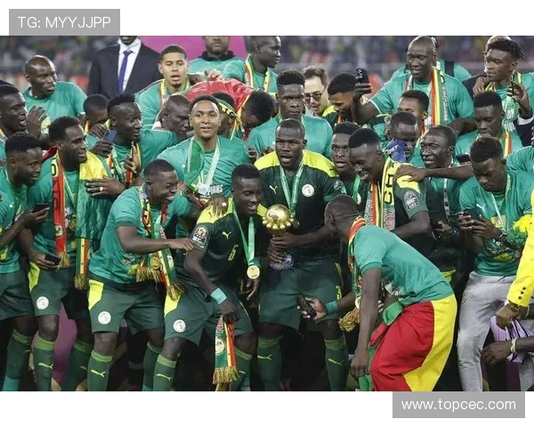 以一射两传统治赛场卢克曼荣膺尼日利亚对阵突尼斯全场最佳球员表现